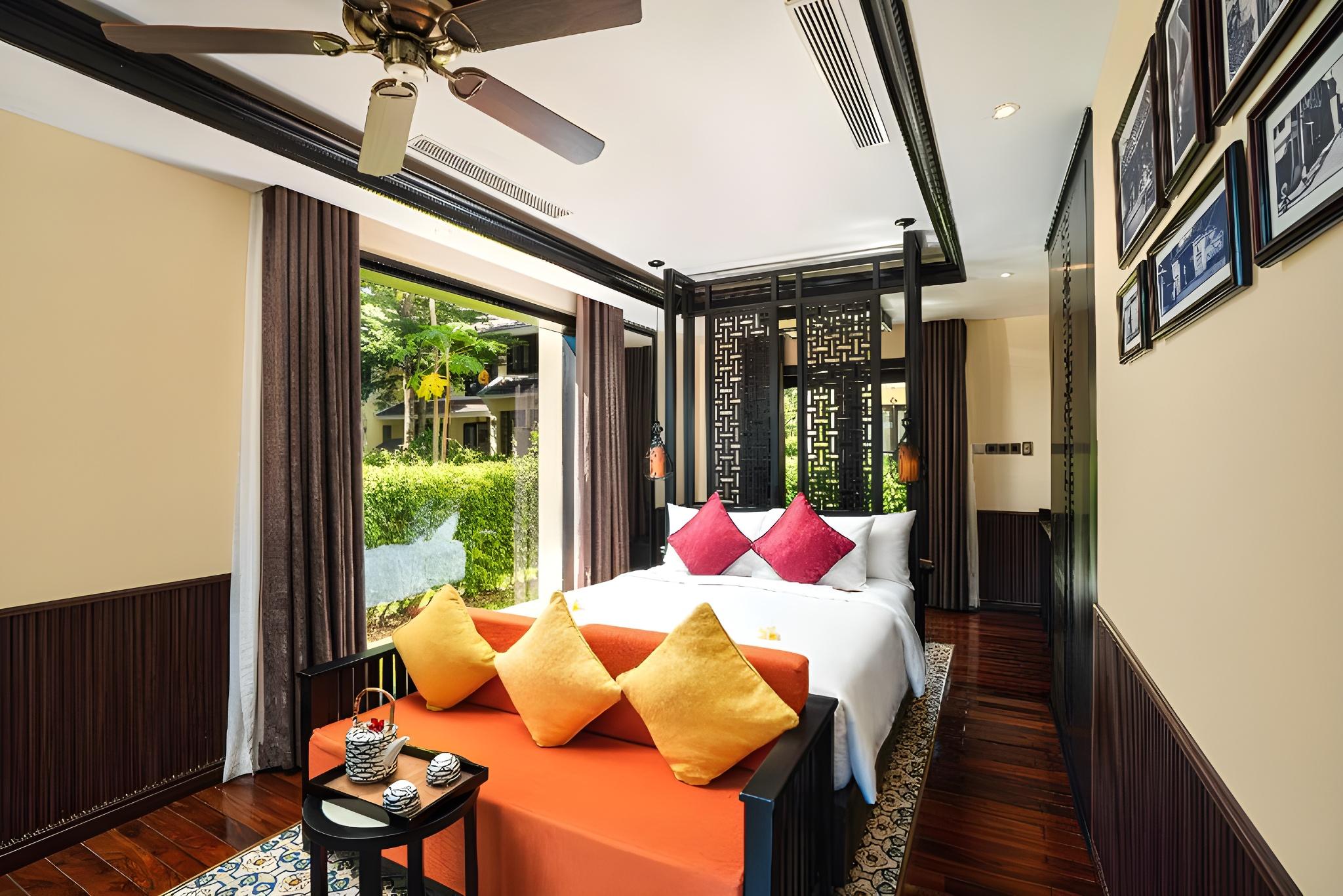 Lagoon, Bungalow