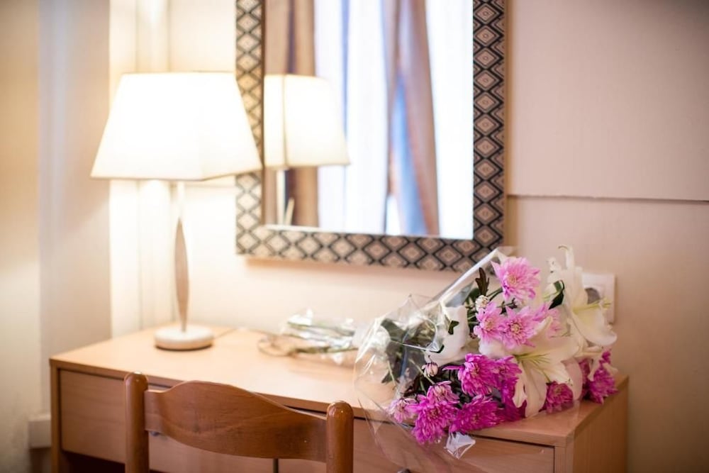 Alexandria Hotel 28/50