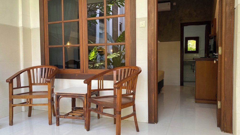 Hotel Sandat Legian 45/62