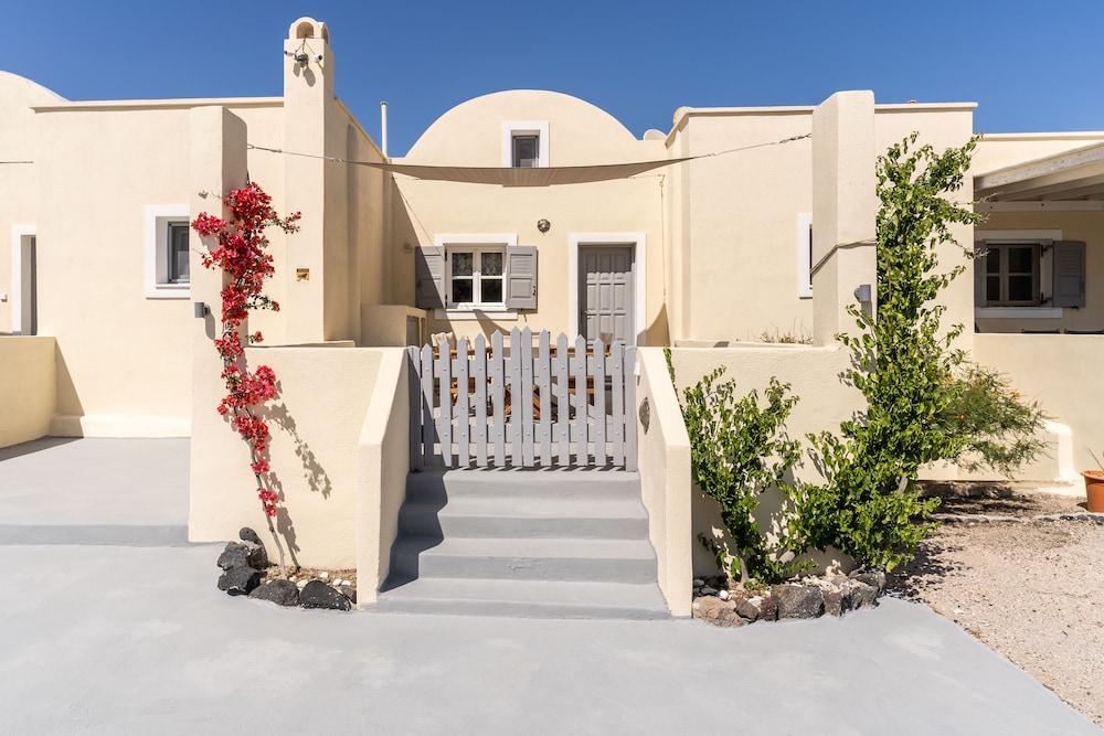 Ampelonas Executive Houses 31/47