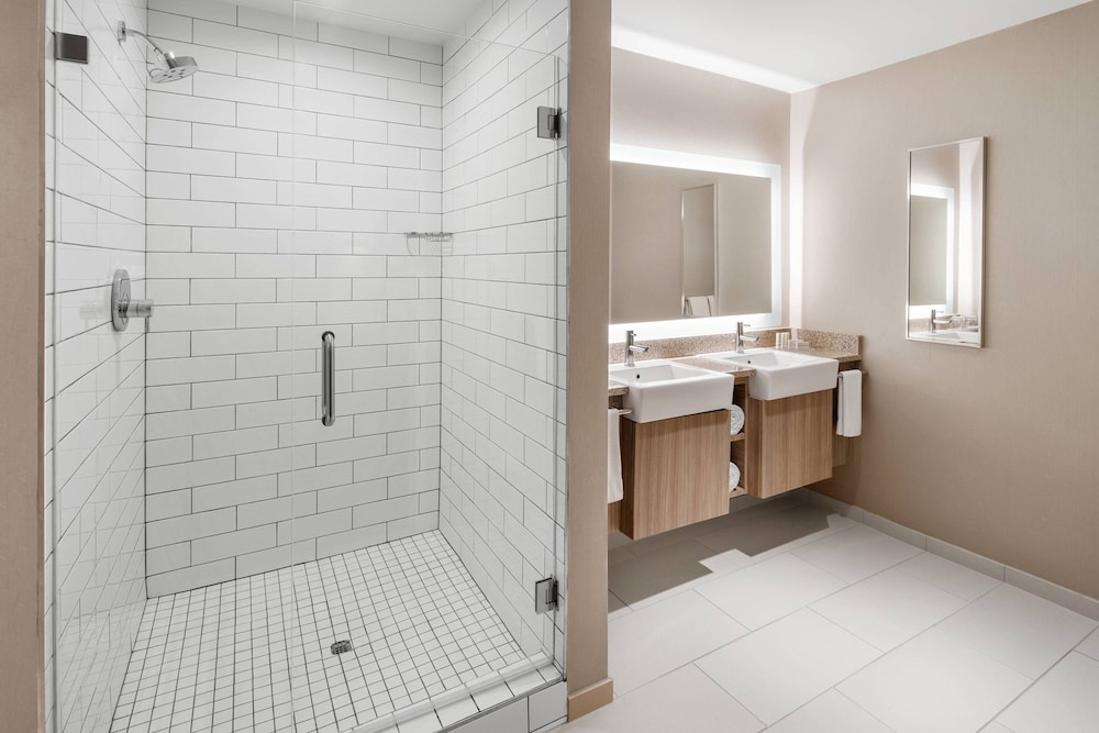 Springhill Suites Denver Airport 7/41