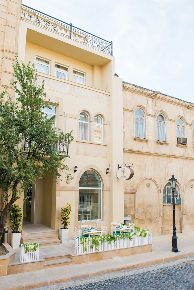 Two Seasons Boutique Hotel 2/50