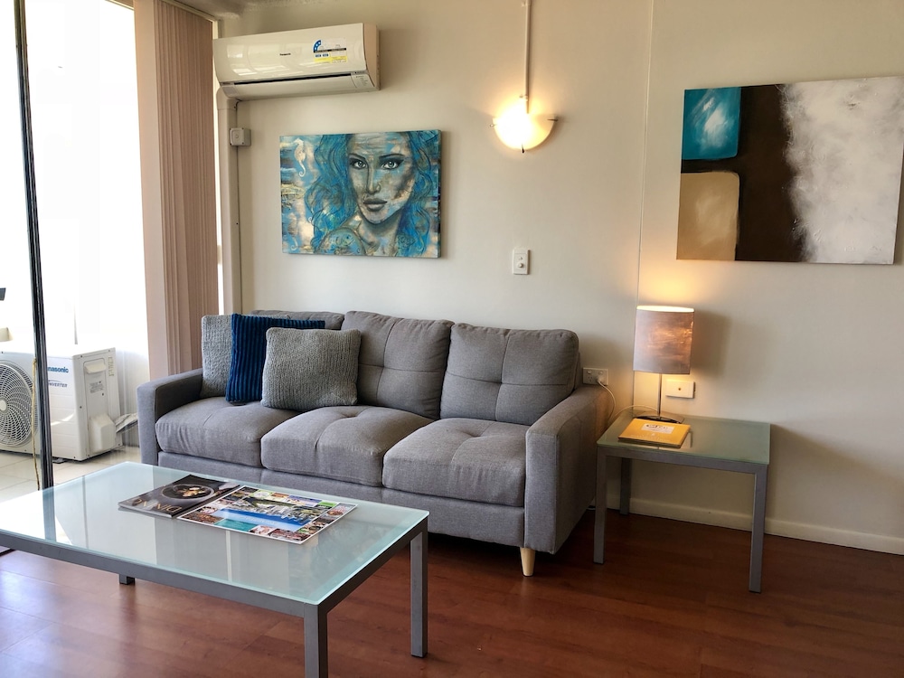 HI HO BEACH APARTMENTS 39/69