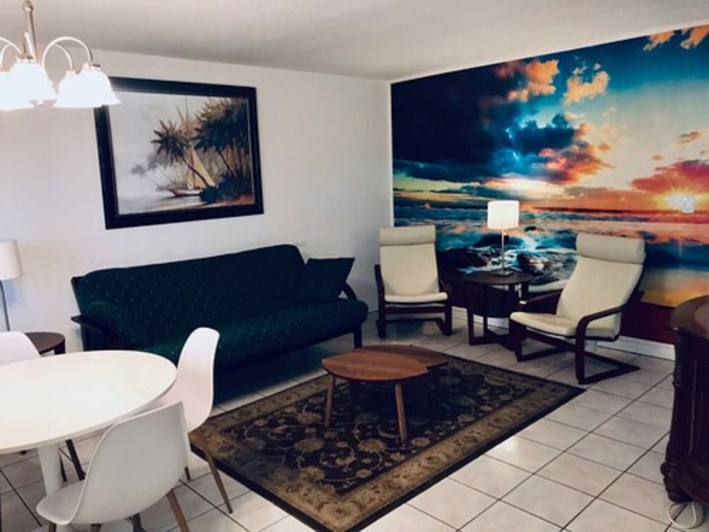 Ebb Tide Resort Oceanfront 44/69