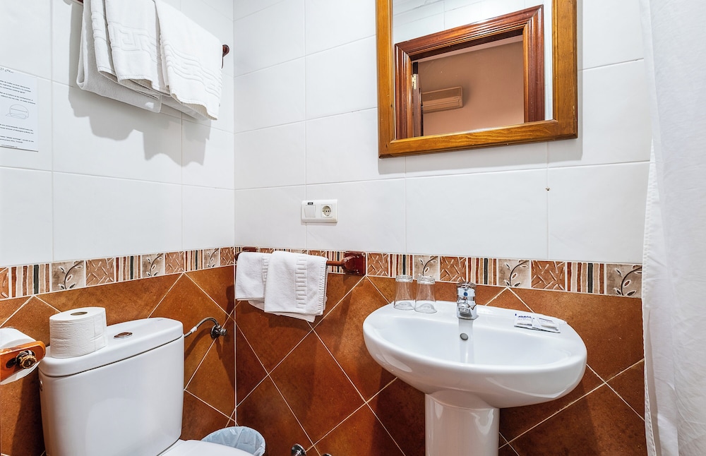 Hostal El Pilar 68/68