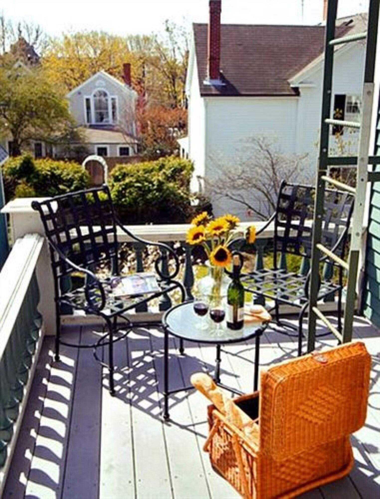 Sarah Kendall House 10/13