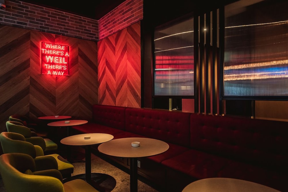 WEIL Hotel 39/56