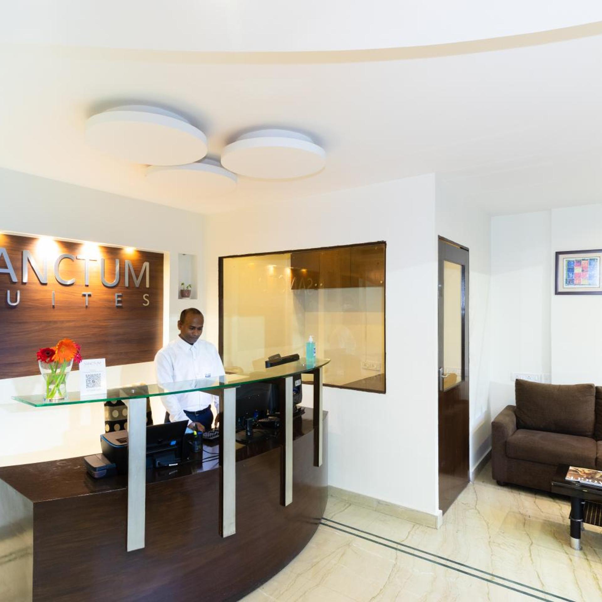 Niche Suites 7/36