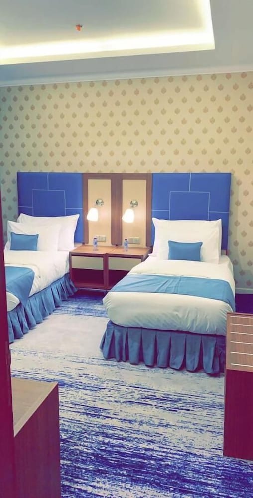 سويس بلو السامر(Swiss Blue Al Samer) 13/62