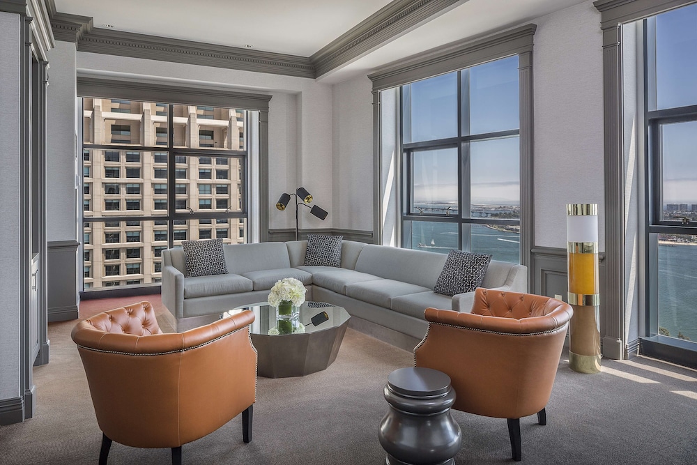 Manchester Grand Hyatt San Diego 39/70