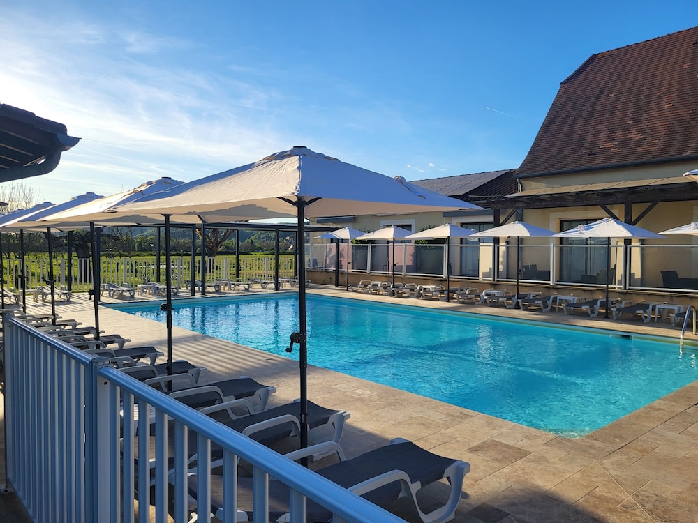 HOTEL L OUSTAL 3/50