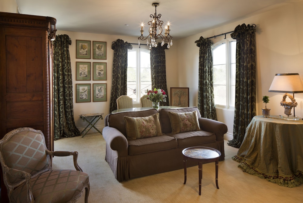 Enchante Boutique Hotel 33/45