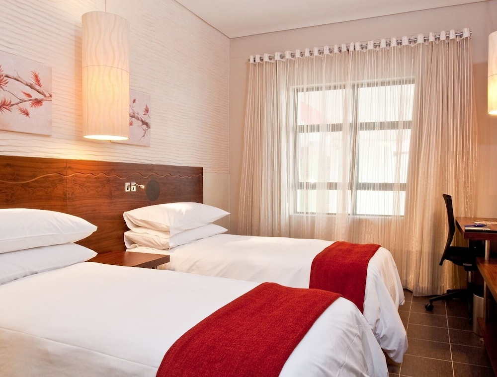 Umfolozi Hotel 3/22