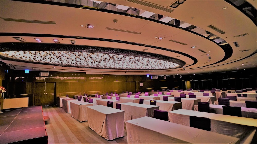 City Suites Kaohsiung Chenai 41/53