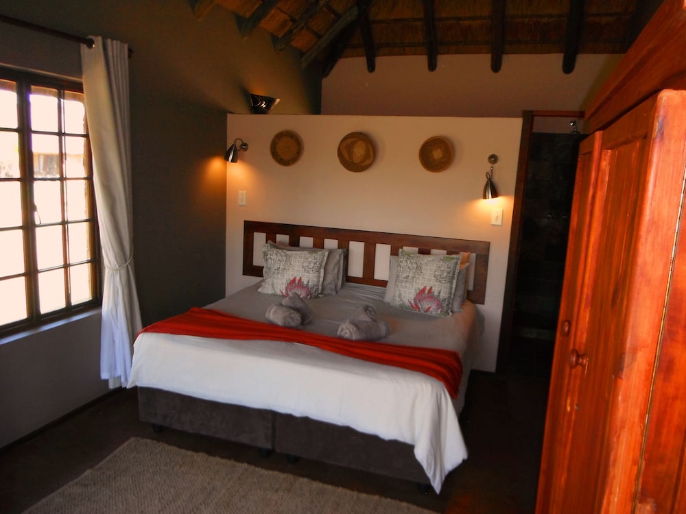 Mangwa Valley Game Lodge 12/50