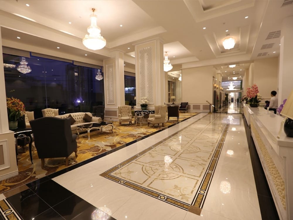 The Bazaar Hotel Bangkok 7/77