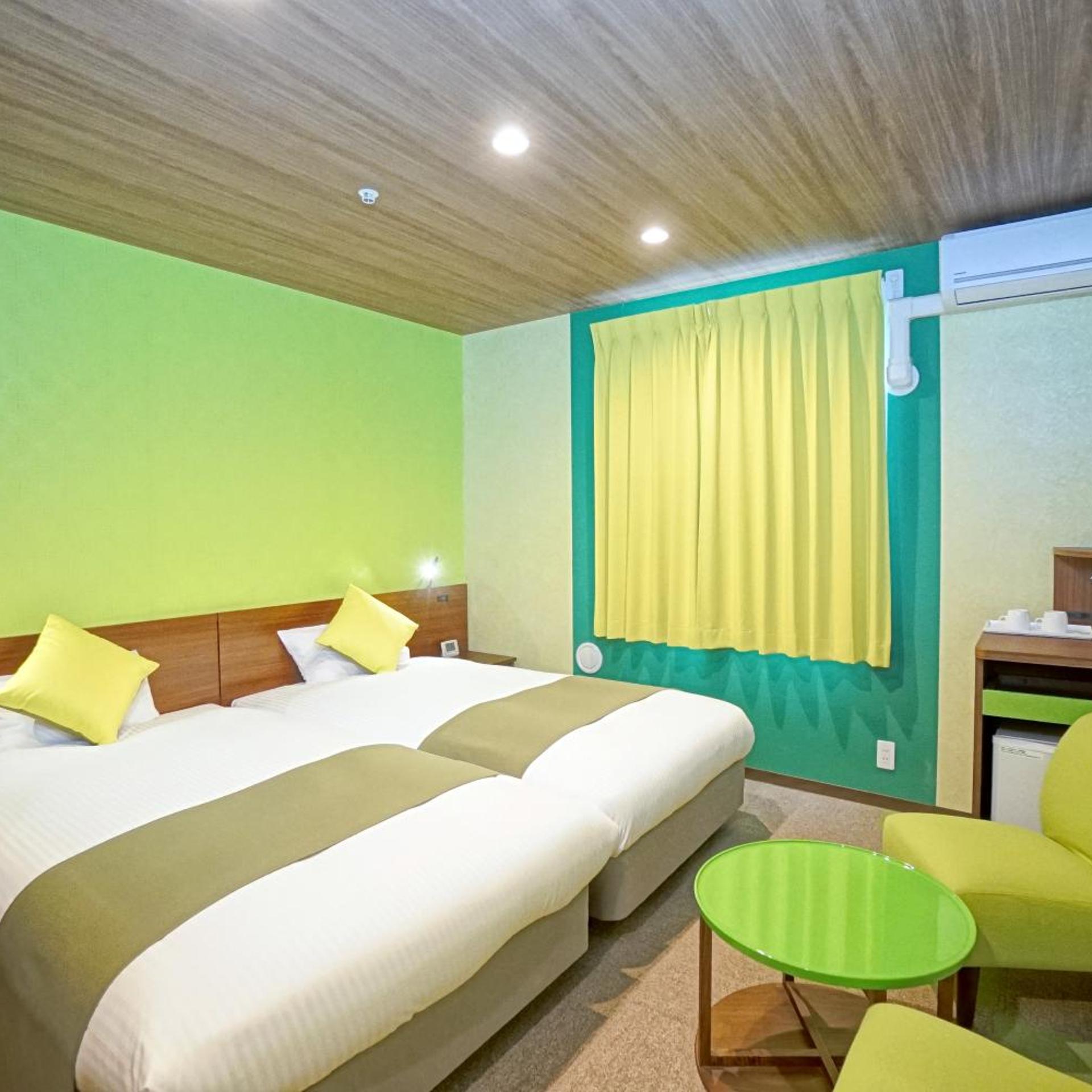 Compact, Standard, Twin Beds
