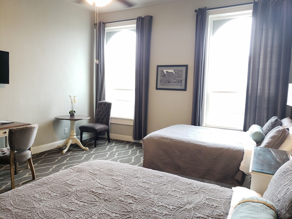 The Dilworth Inn Suites 14/46