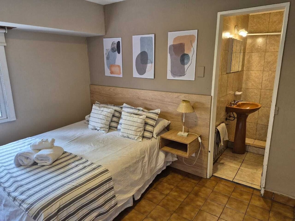 Room, Double Bed
