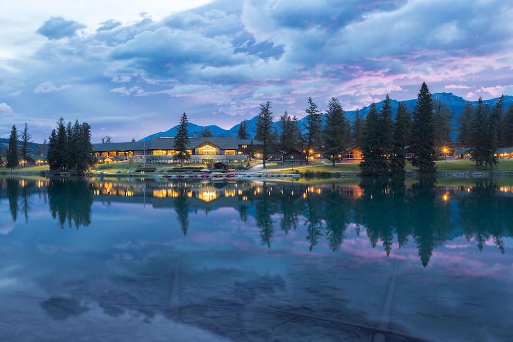 Fairmont Jasper Park Lodge 34/79