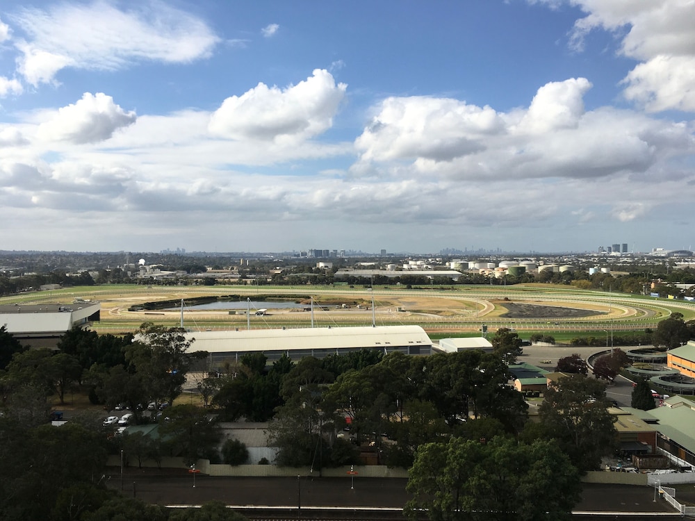 Nesuto Parramatta Apartment Hotel 33/67
