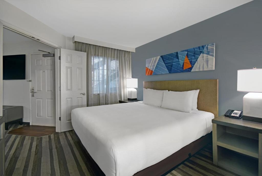 HYATT house Bridgewater 6/33