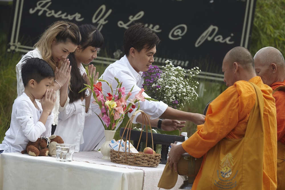 House Of Love At Pai 12/67