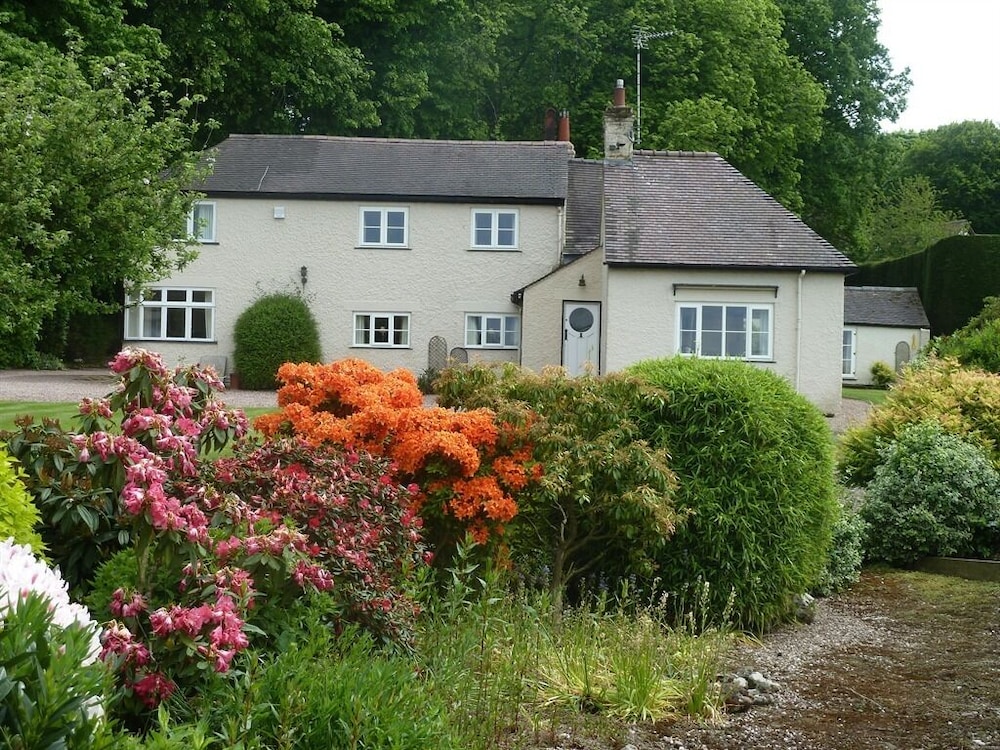 The Coach House 8/14