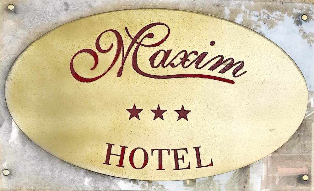 Maxim 26/51