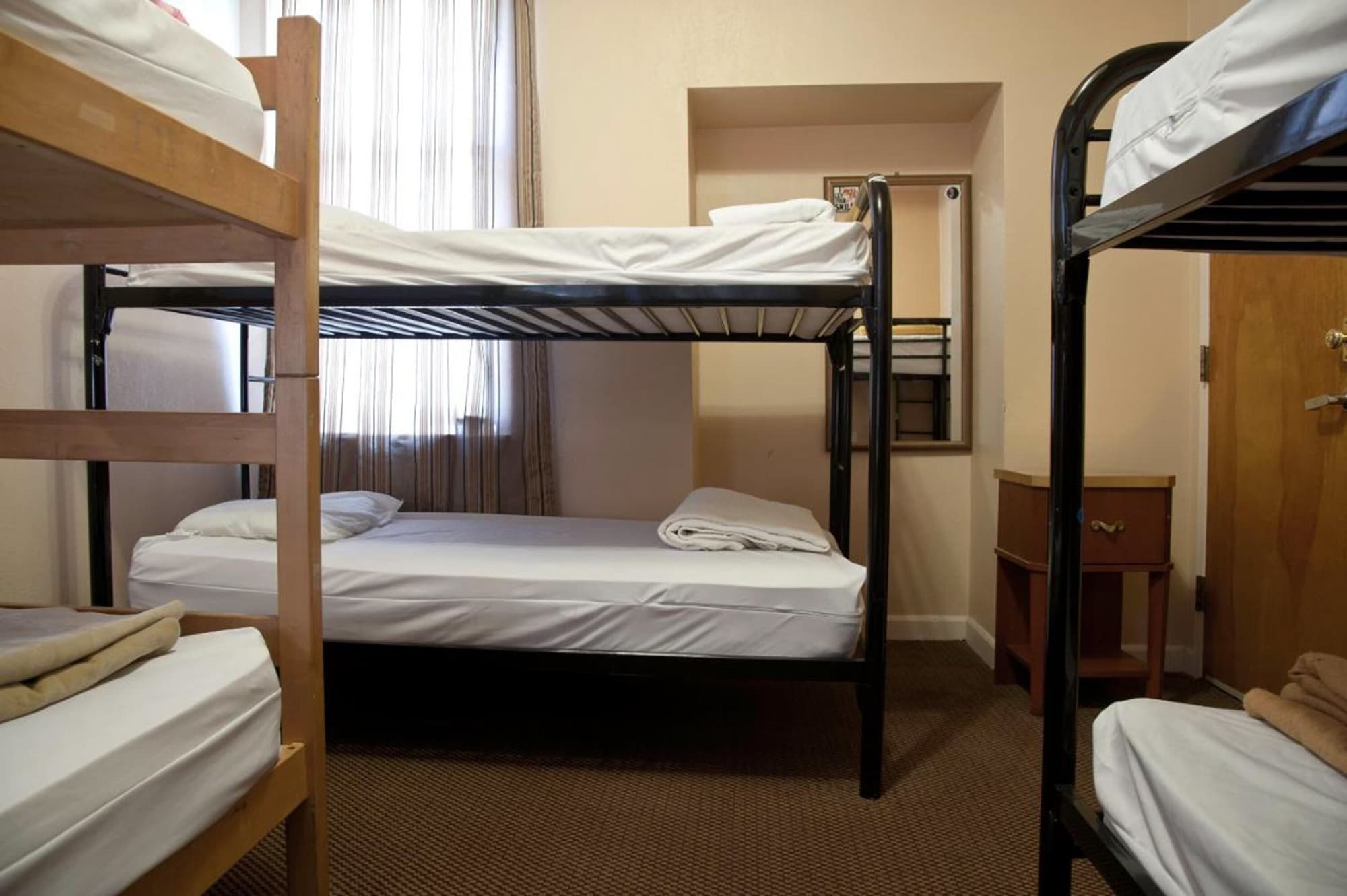 1 BEDROOM, SINGLE