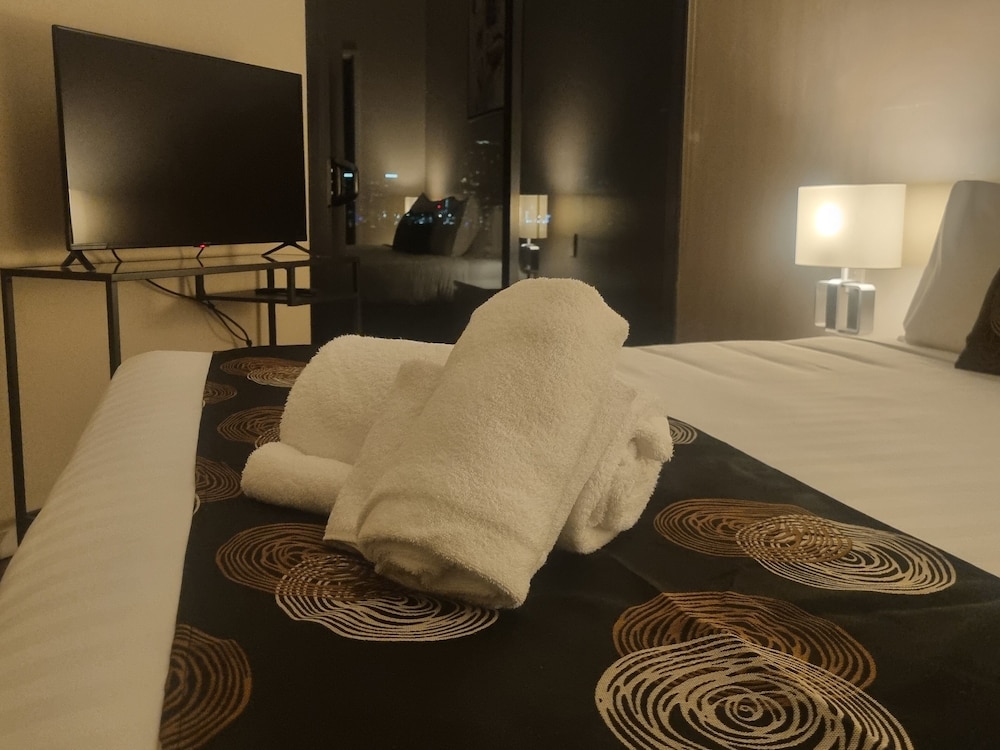 Accent Accommodation at Docklands Melbourne 13/50