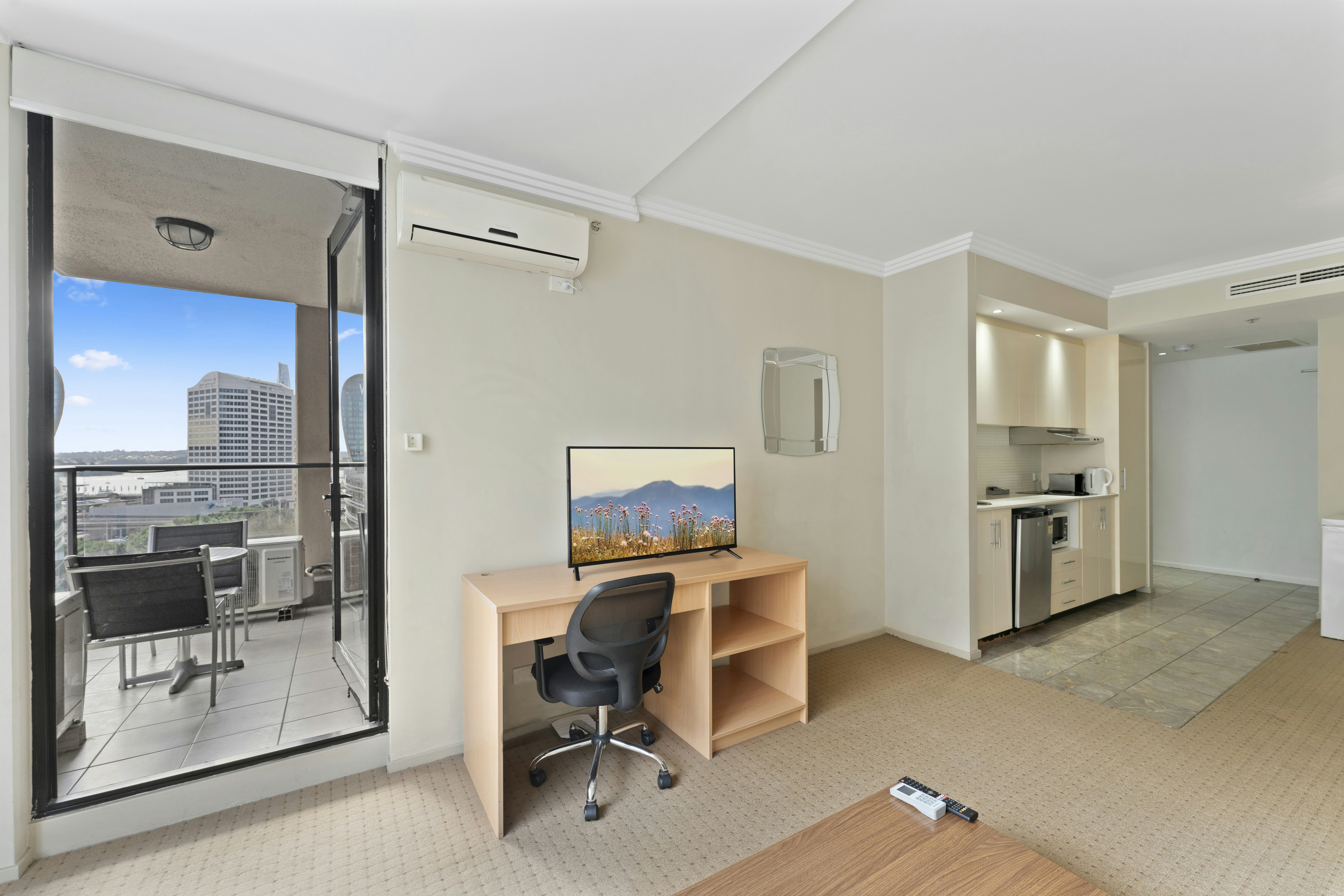 Apx Darling Harbour 27/37