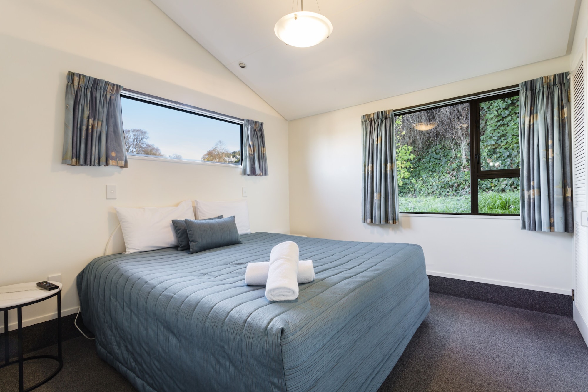 2 BEDROOMS, FAMILY