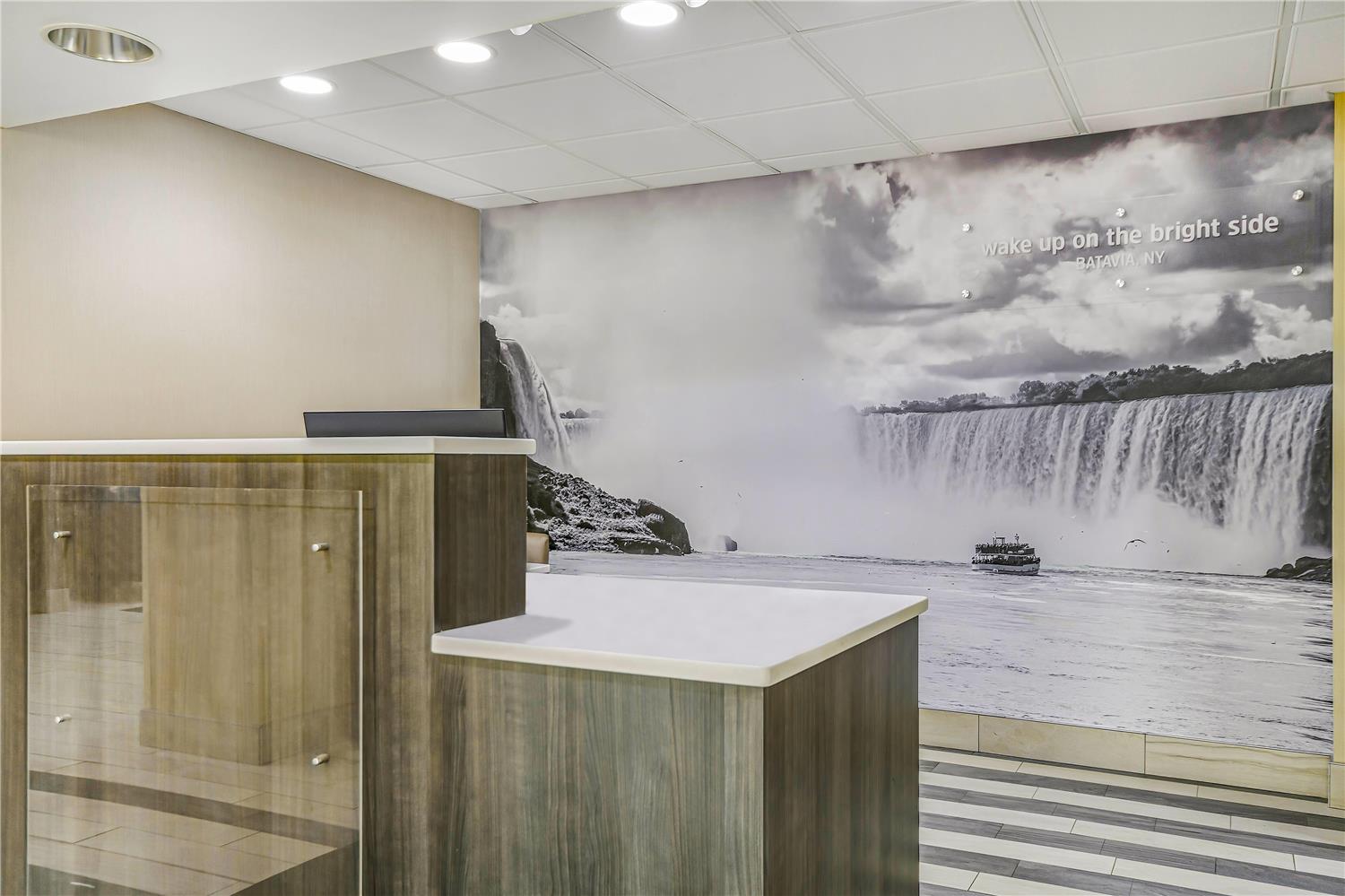 La Quinta Inn & Suites by Wyndham Batavia 24/41