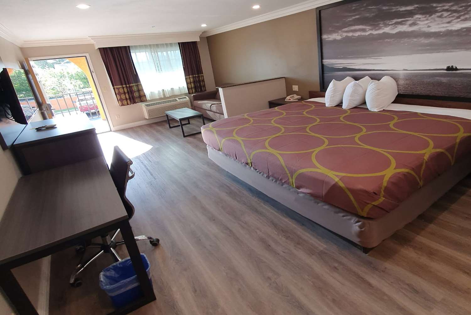 Super 8 By Wyndham Cypress Buena Park Area 12/44