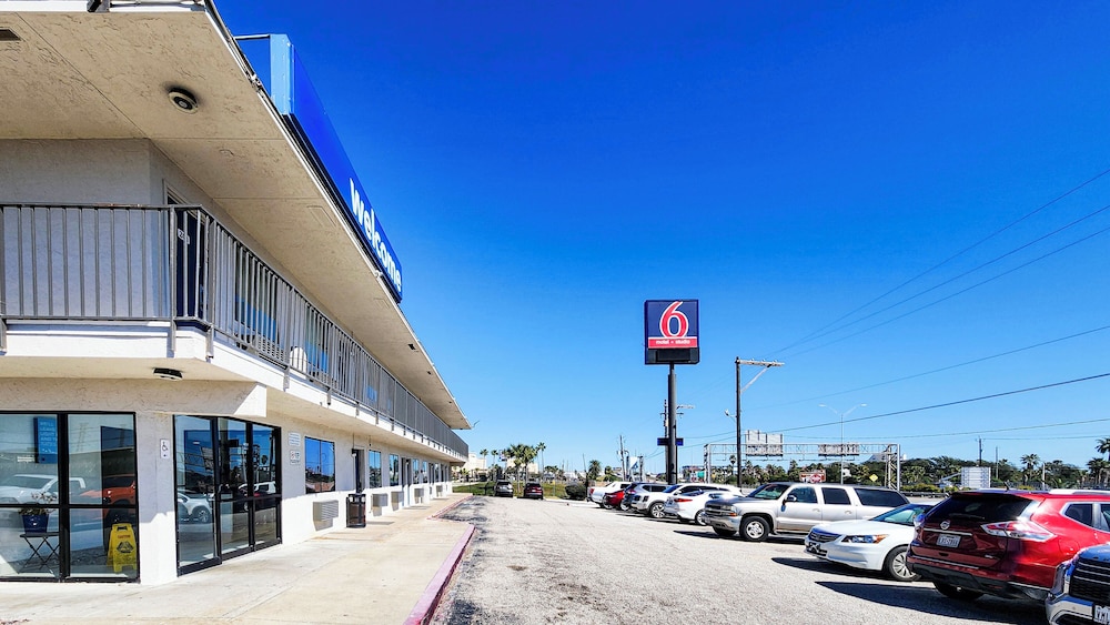 Motel6 Galveston, TX 44/59