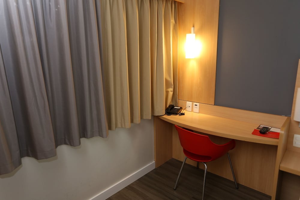 Ibis RJ Copacabana Posto 5 35/70