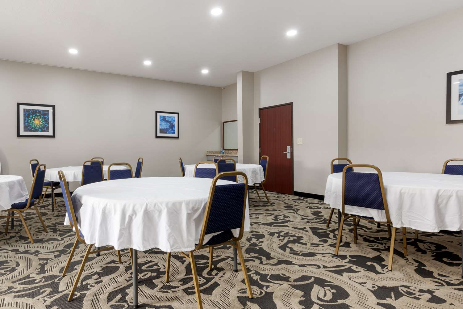 Best Western Sycamore Inn 8/9