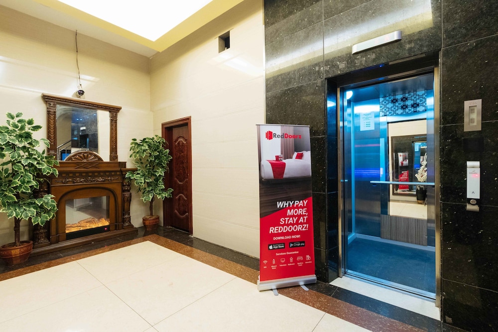 RedDoorz at Winter Hotel Araneta 13/61