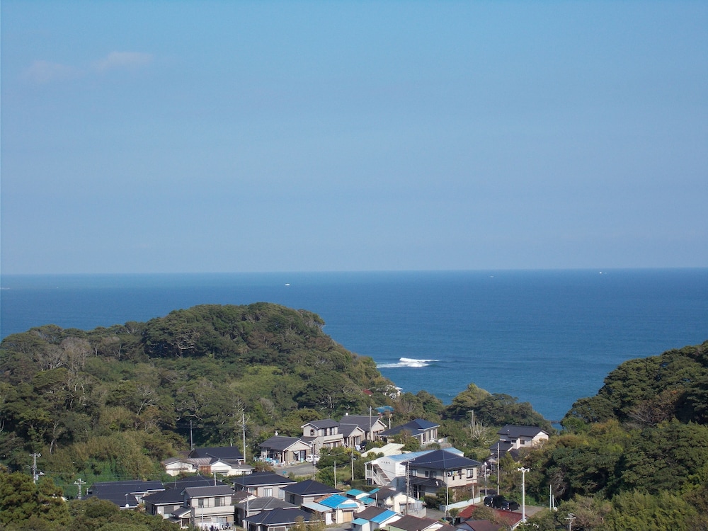 Katsuura Hilltop Hotel & Residence 46/50