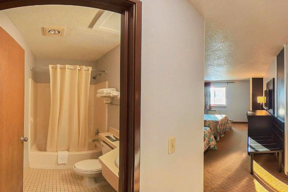 غرفة بسريرين كوين للمدخنين، Coratel Inn & Suites by Jasper Hastings 8/10