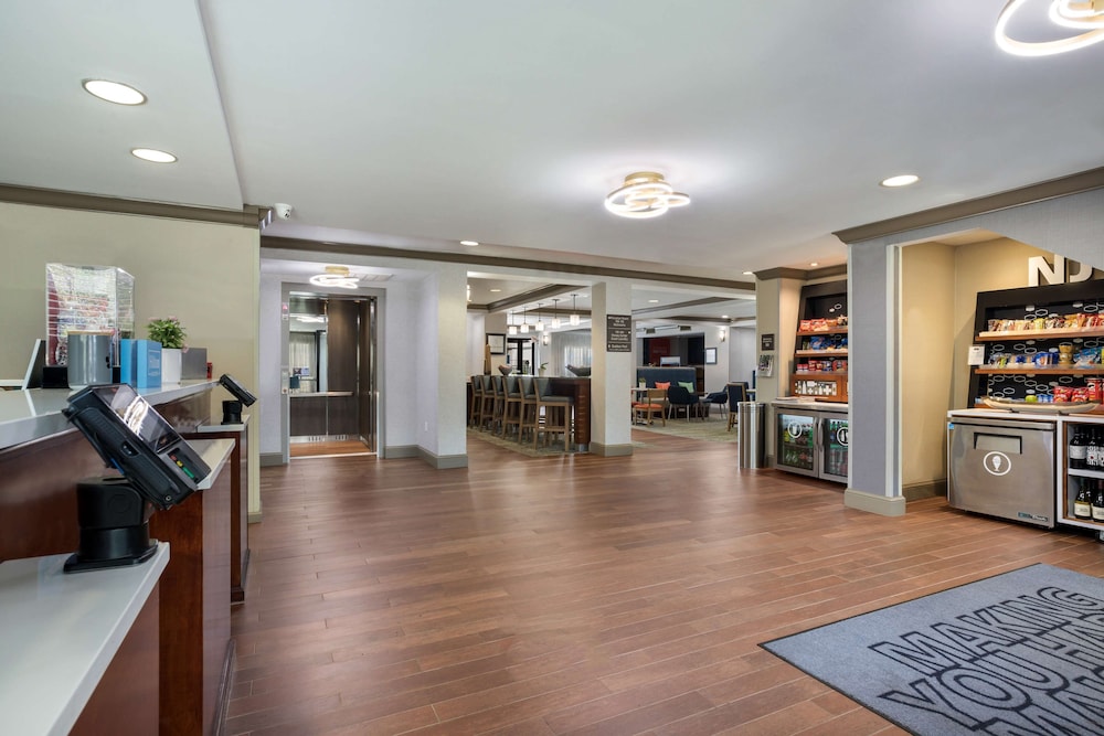 Hampton Inn Princeton, NJ 43/89