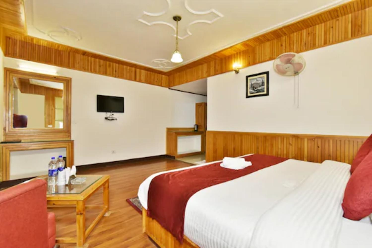 HOTEL HIMGIRI 29/50