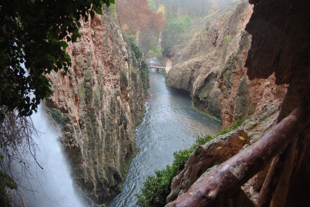 Balneario de La Virgen 56/62