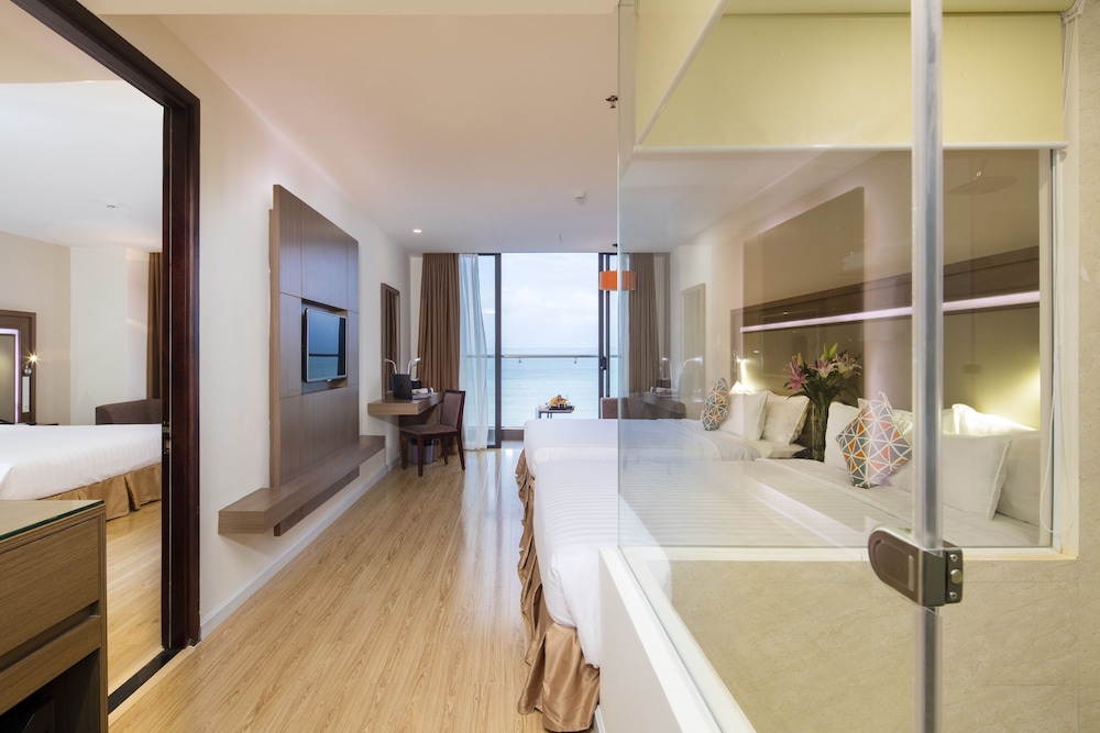 King Town Grand Hotel & Wedding Center 25/59