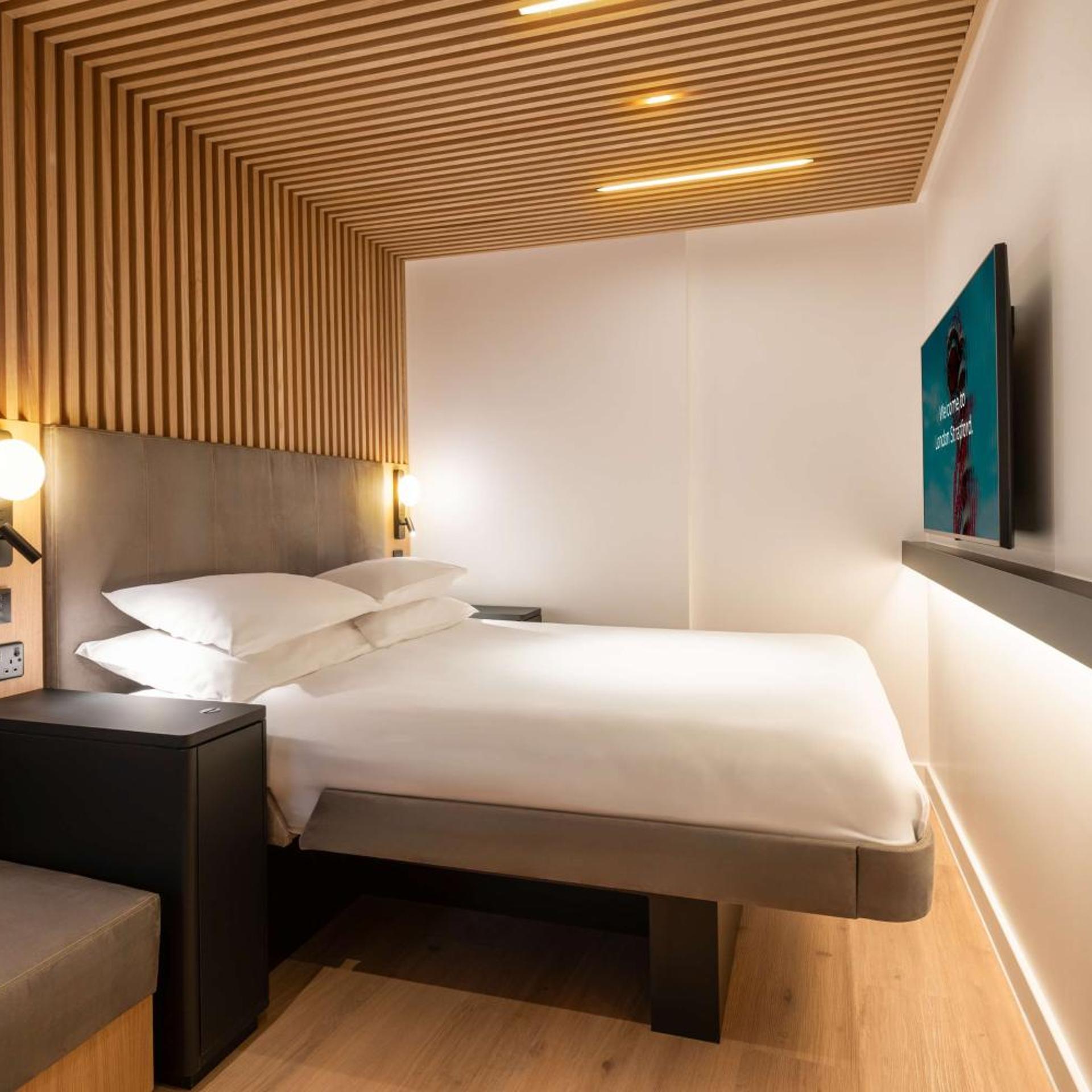 Pad, Plus, Studio, Accessible