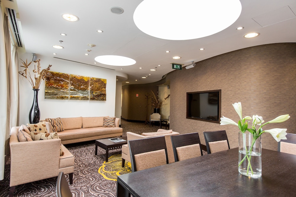 Radisson Blu Carlton 53/73