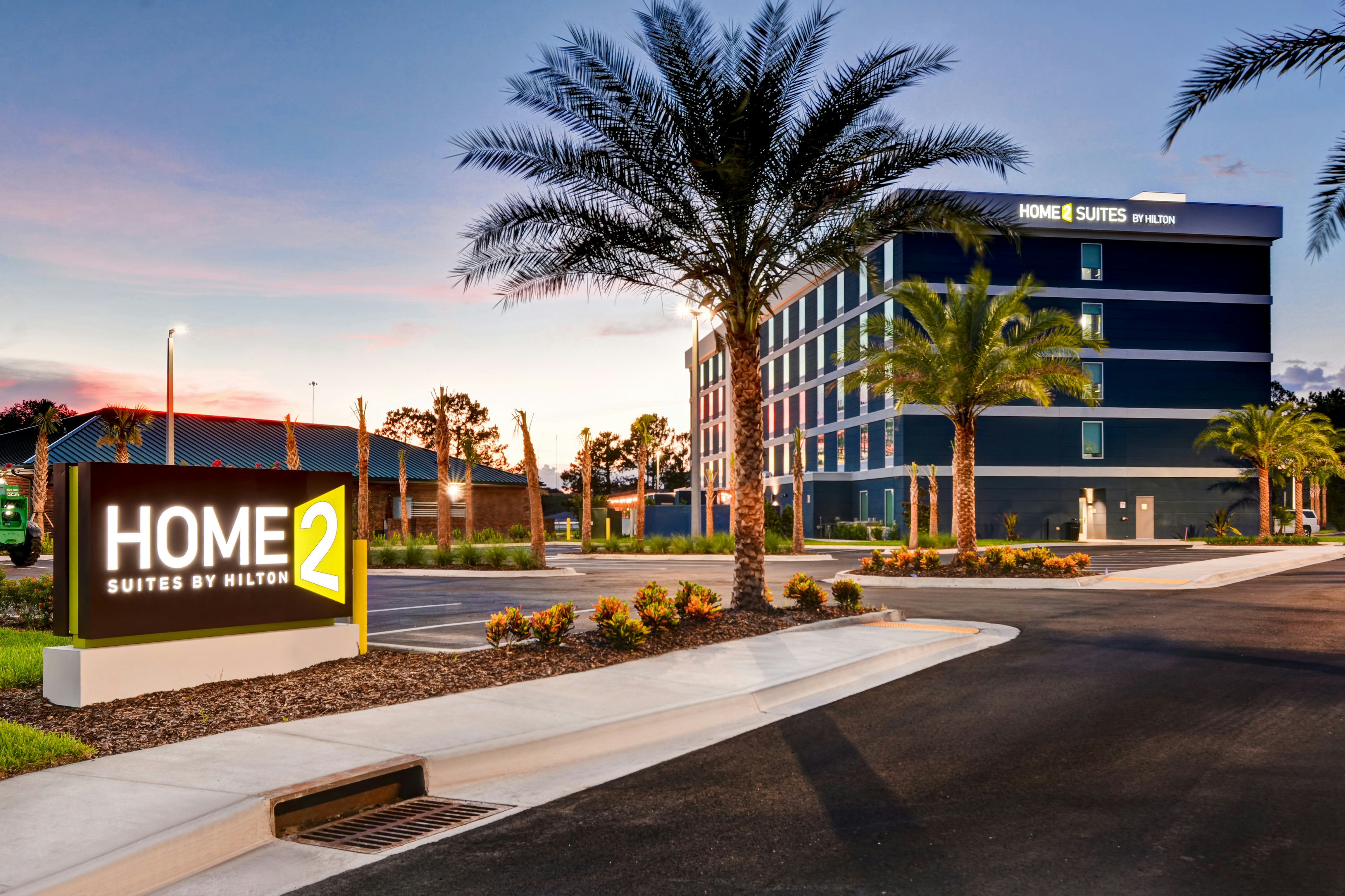 Home2 Suites by Hilton Jacksonville-South/St. Johns Town Ctr 22/25