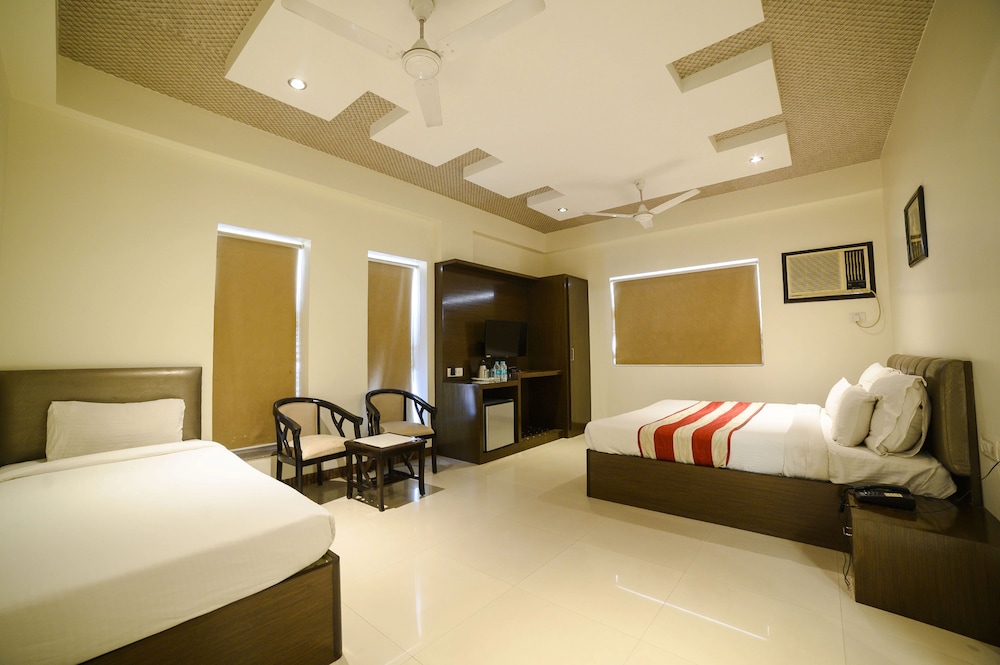 Hotel Karan Vilas 22/64