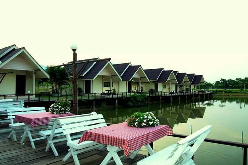 Ban Naam Resort 37/39